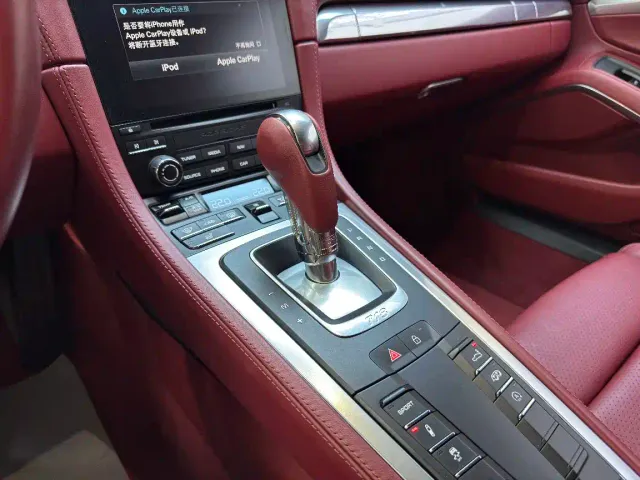 Porsche 718 — Фото автомобиля 6