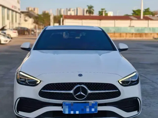 Mercedes-Benz C-Class — Фото автомобиля 2