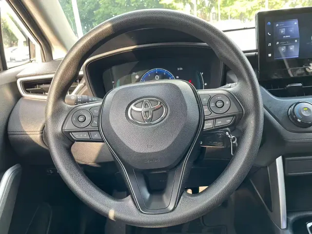 Toyota Corolla Cross — Фото автомобиля 16