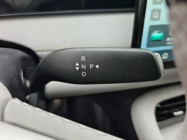 BYD Sealion 06 New Energy 2025 DM-i 170 Pilot Pro Edition — Фото автомобиля 14