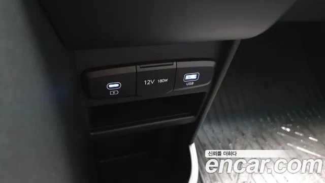 Hyundai Staria — Фото автомобиля 26