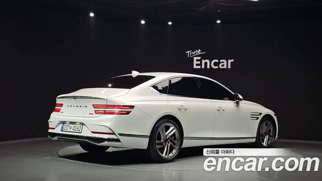 Genesis G80 RG3 — Фото автомобиля 2