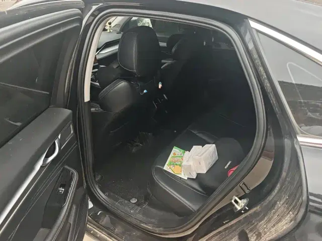 Geely Xingrui — Фото автомобиля 11