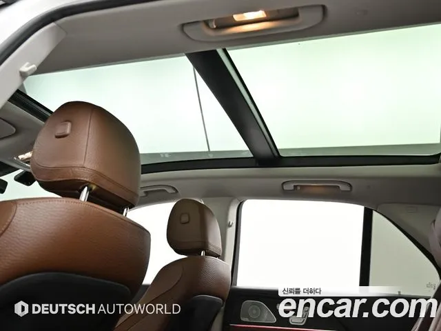 Mercedes-Benz GLE-Class — Фото автомобиля 18