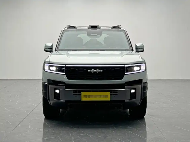 BYD FangChengBao Leopard 8 — Фото автомобиля 2