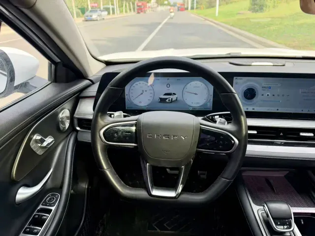 Chery Arrizo 8 — Фото автомобиля 7