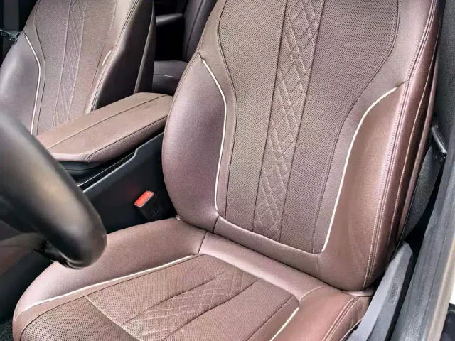 BMW 5 Series — Фото автомобиля 8