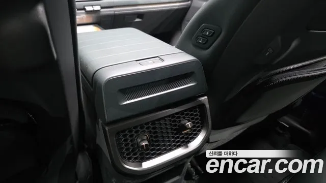 Kia Tasman Tasman 2.5T Бензин 4WD — Фото автомобиля 27