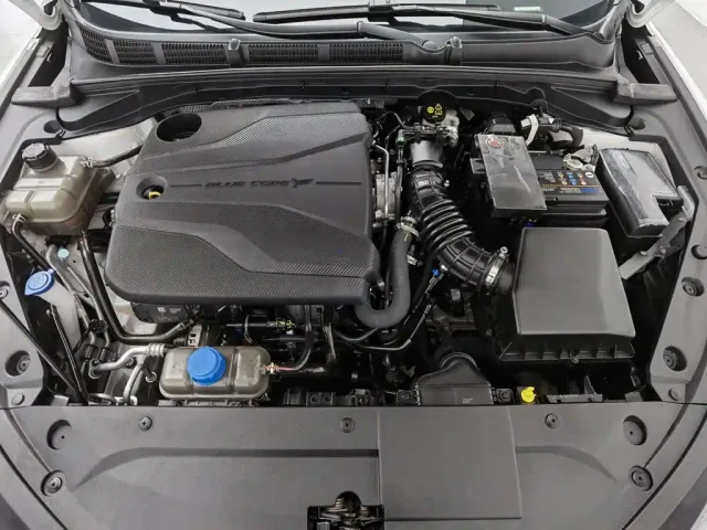 Changan Eado — Фото автомобиля 6