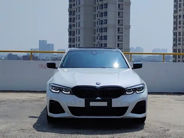 BMW 3 Series — Фото автомобиля 2