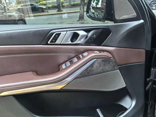 BMW X5 — Фото автомобиля 13
