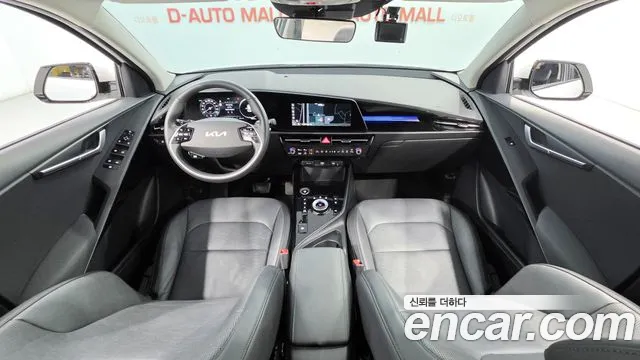 Kia Niro — Фото автомобиля 7