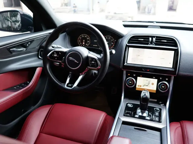 Jaguar XEL — Фото автомобиля 20
