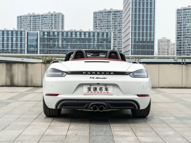 Porsche 718 — Фото автомобиля 8