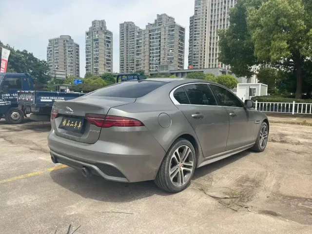 Jaguar XEL — Фото автомобиля 7