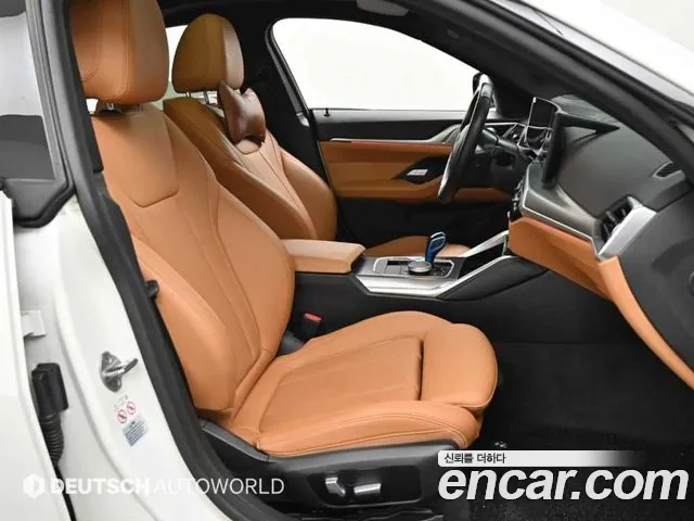 BMW i4 — Фото автомобиля 10