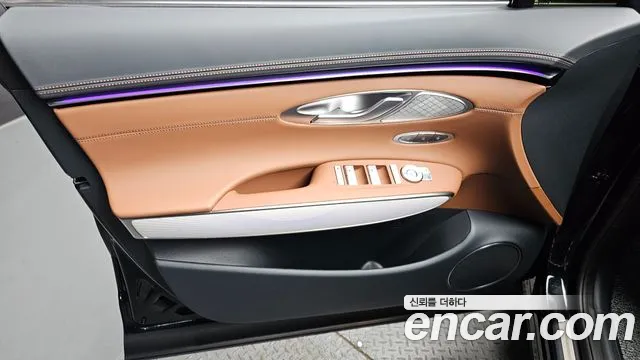 Genesis GV70 — Фото автомобиля 13