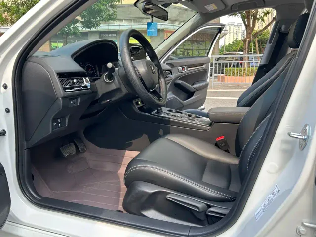 Honda Civic — Фото автомобиля 16