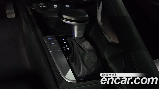 Hyundai Avante CN7 — Фото автомобиля 9
