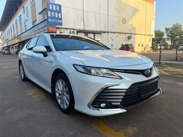 Toyota Camry — Фото автомобиля 3
