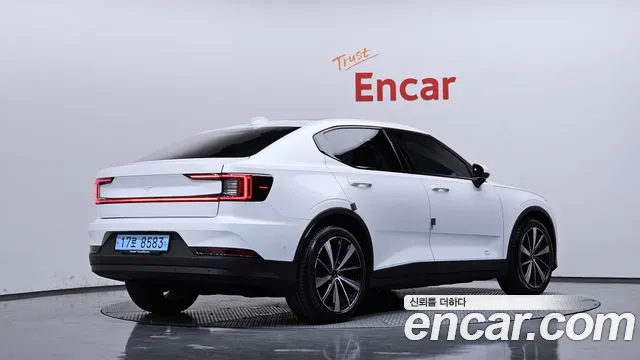 Polestar 2 — Фото автомобиля 2