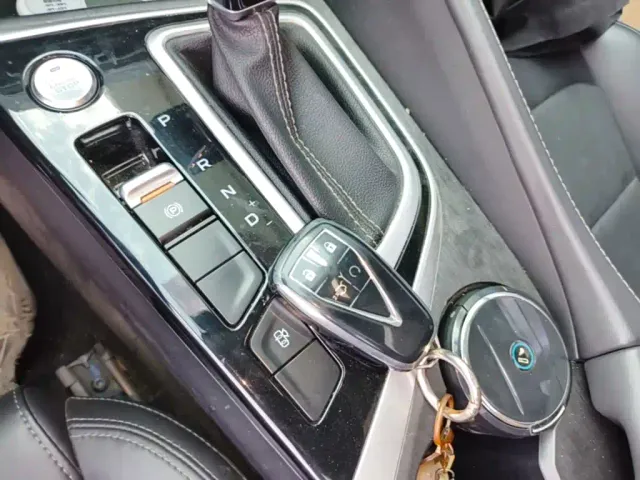 Changan Eado — Фото автомобиля 8