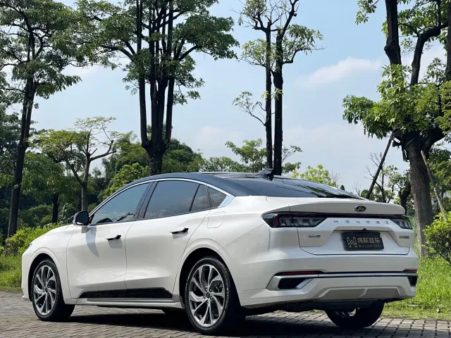 Ford Mondeo — Фото автомобиля 4