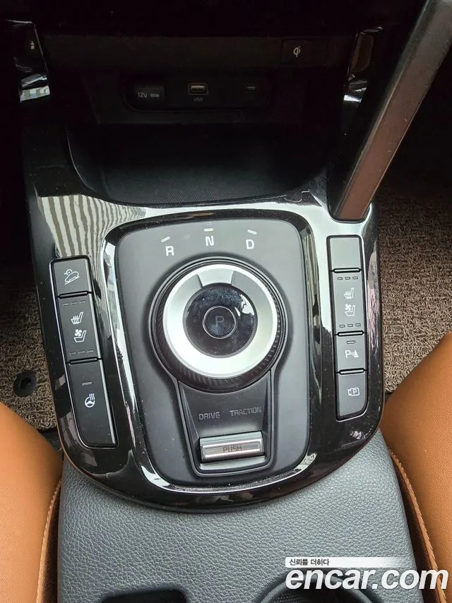 Kia Seltos Новый Seltos Бензин 2.0 2WD — Фото автомобиля 4