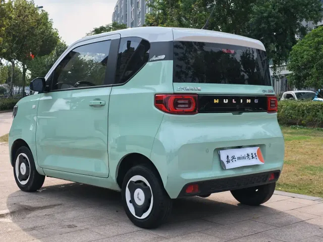 Wuling Hongguang Mini EV — Фото автомобиля 4