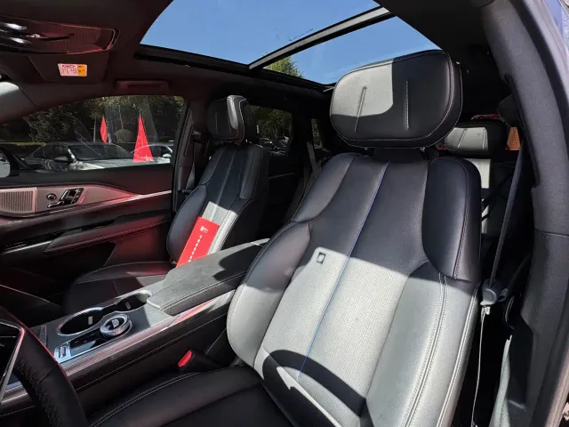 Cadillac XT5 — Фото автомобиля 8