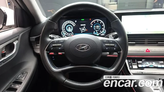 Hyundai Grandeur Grandeur (New) — Фото автомобиля 13
