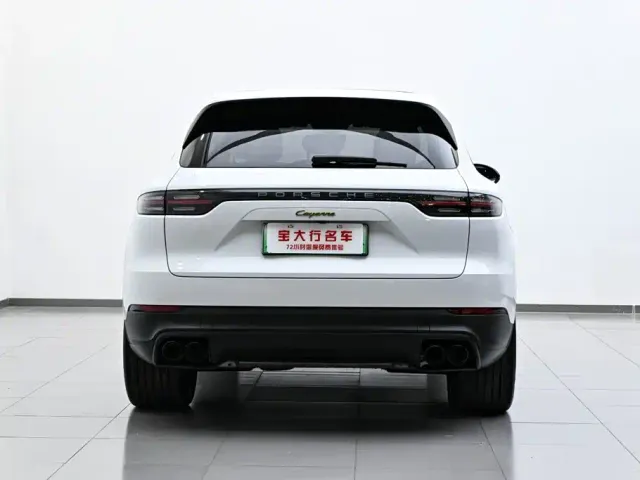 Porsche Cayenne — Фото автомобиля 6