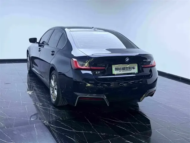 BMW i3 — Фото автомобиля 4