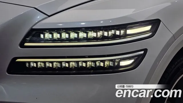 Genesis GV80 — Фото автомобиля 7