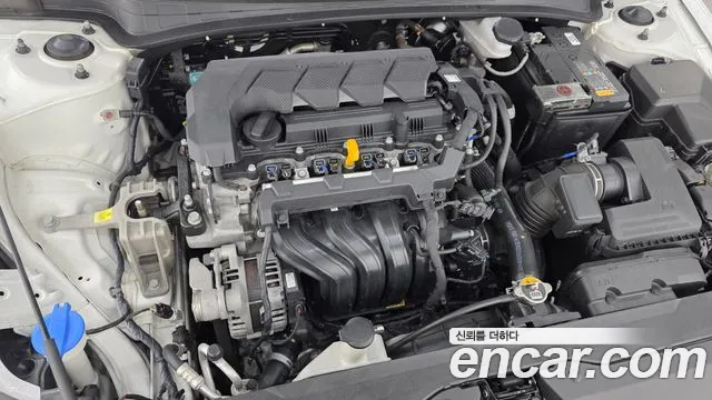 Hyundai AVANTE Новый Avante (CN7) — Фото автомобиля 6