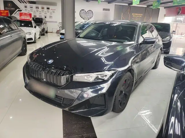 Фотография автомобиля — BMW i3