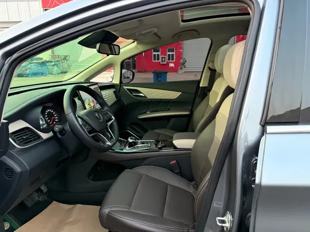 BYD Song MAX — Фото автомобиля 9