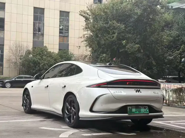 IM Motors L6 — Фото автомобиля 9