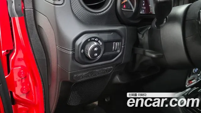 Jeep Wrangler Wrangler (JL) — Фото автомобиля 27