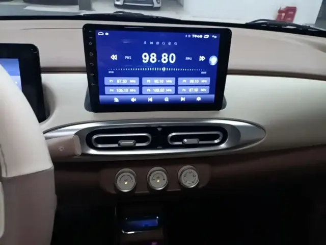 Wuling Hongguang Mini EV — Фото автомобиля 12