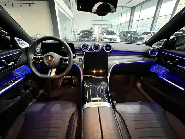 Mercedes-Benz C-Class — Фото автомобиля 8