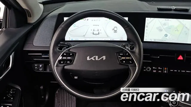 Kia EV6 — Фото автомобиля 13