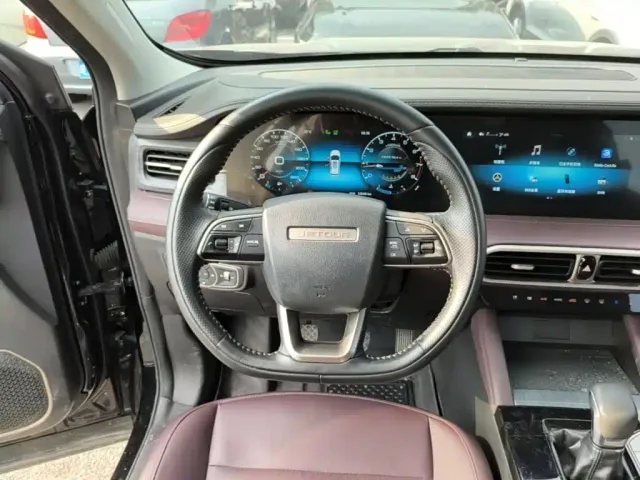 Jetour X90 Plus — Фото автомобиля 10