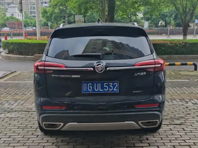 Buick Envision Plus — Фото автомобиля 4