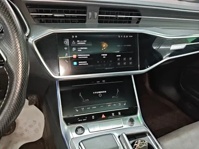 Audi A6L — Фото автомобиля 12