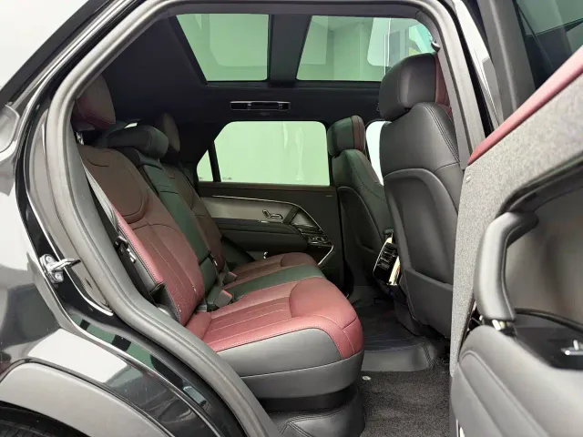 Land Rover Range Rover Sport — Фото автомобиля 7
