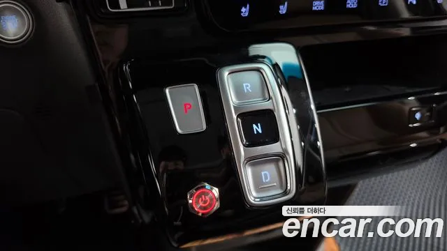 Hyundai Staria — Фото автомобиля 12