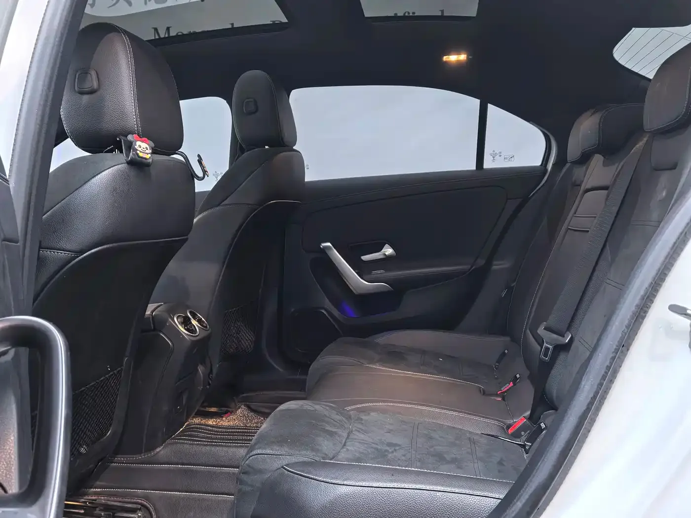 Mercedes-Benz Mercedes-Benz A-Class 2022 Facelift III A 200 L Sport Sedan Fashion — Фото автомобиля 6