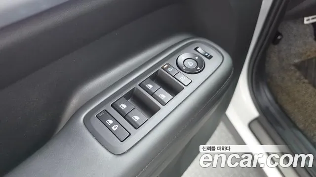 Hyundai Santa Fe MX5 — Фото автомобиля 28