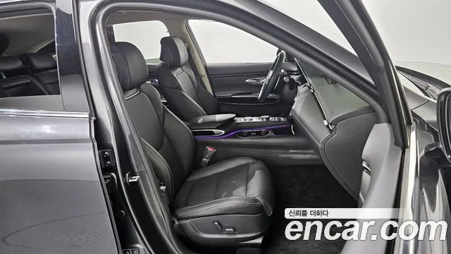 Genesis GV70 2.5T Бензин 2WD — Фото автомобиля 12